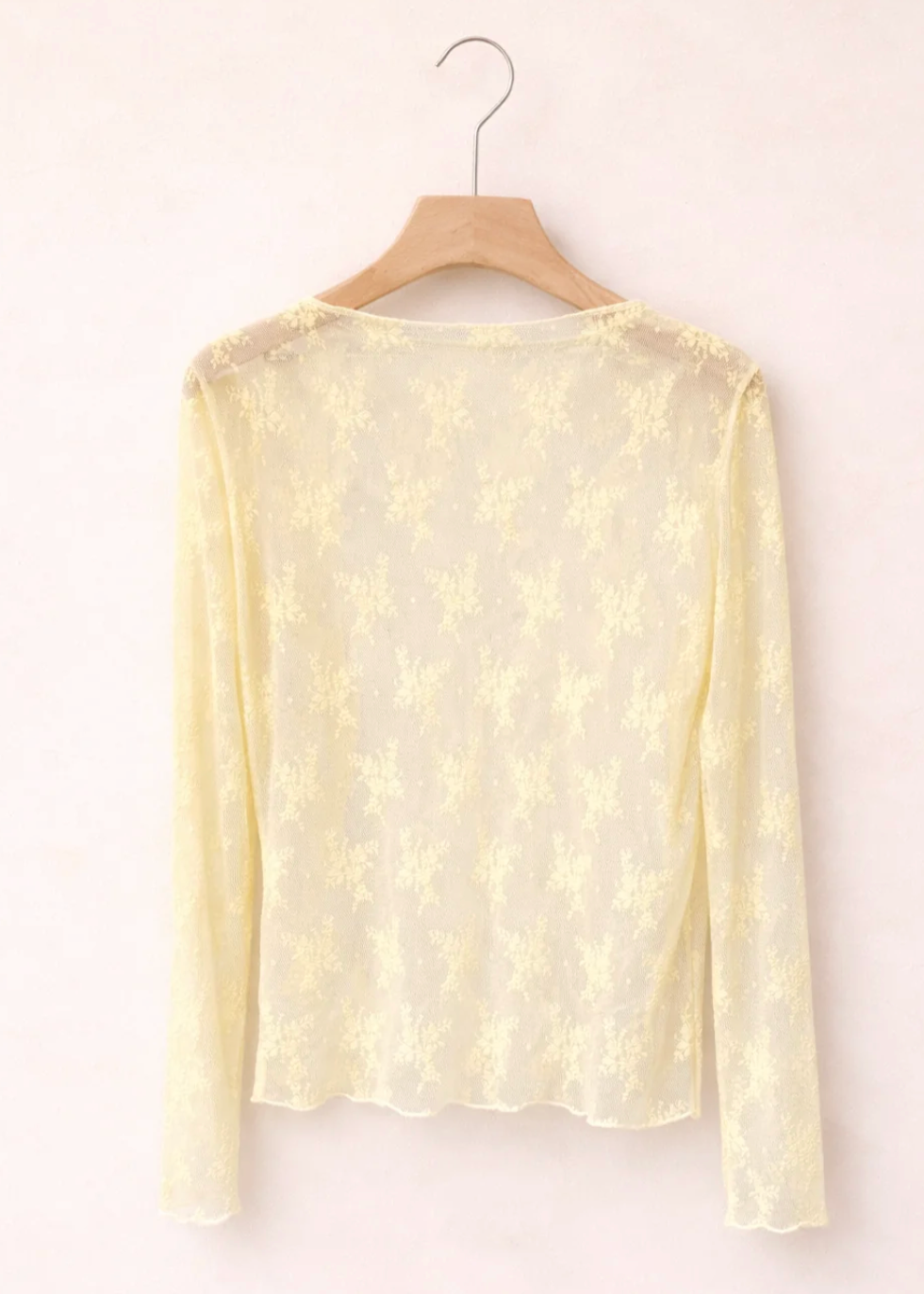 Top de Encaje Floral de Manga Larga
