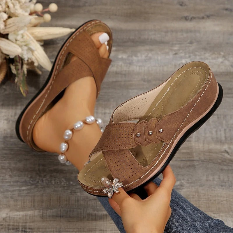 Sandalias de cuña ligera y estables para una comodidad durante todo el día